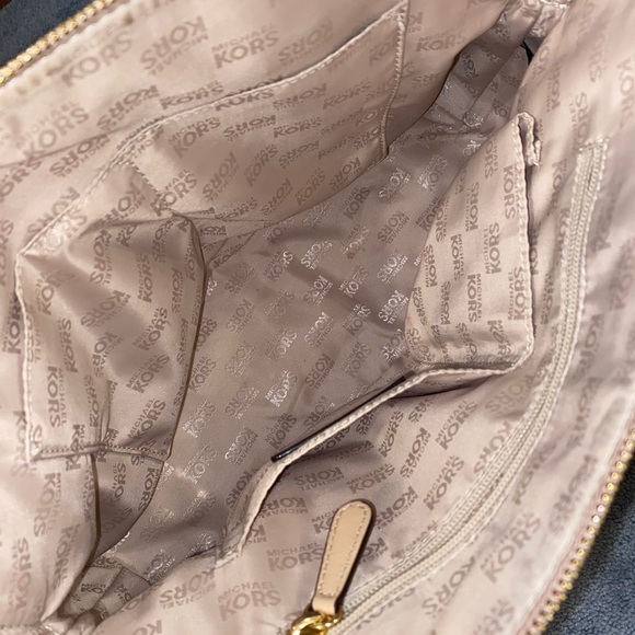 Light Pink/Beige MK Satchel Purse - Picture 7 of 12